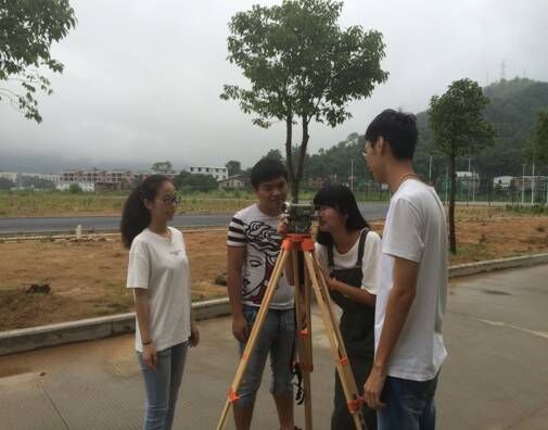 福州理工学院土木工程系“建筑工程测量”专项实训活动圆满结束