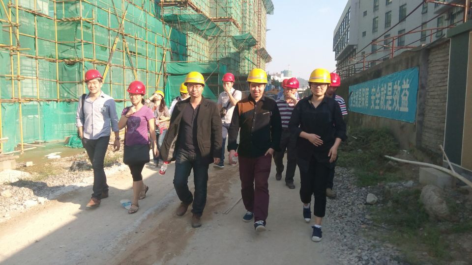 土木工程系积极推动教师教学科研与学生实践双齐飞