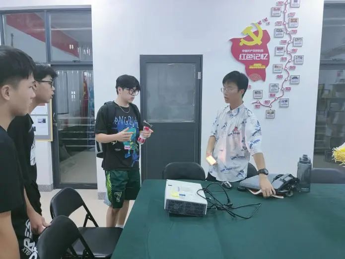 喜迎二十大，增添新光彩|应用科学与工程学院党委开展新生入党启蒙教育