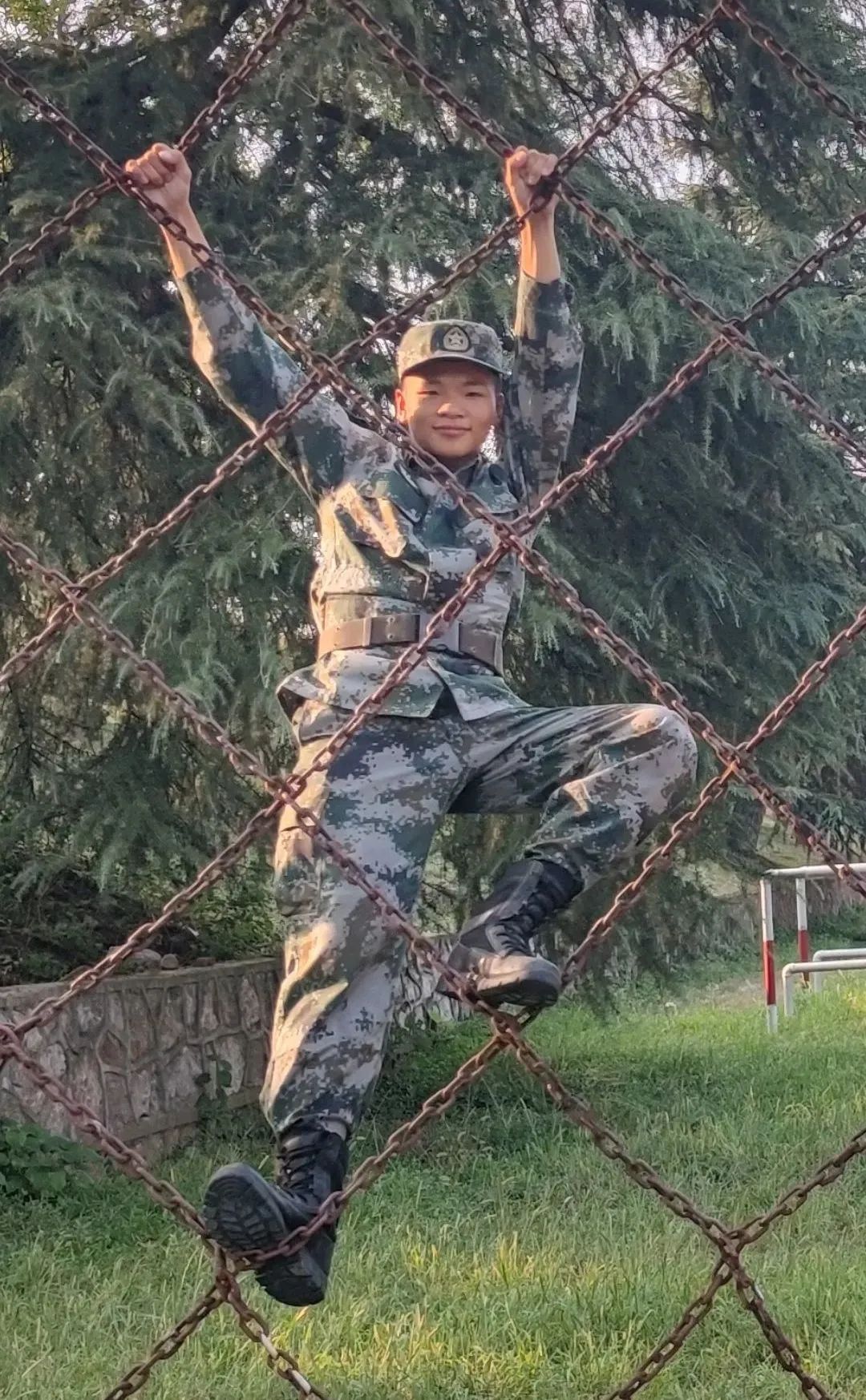 我身边的榜样丨危春旺:秉持热爱,谱写青春