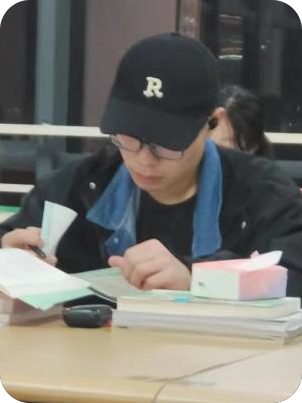 罗江涛：和光同坐，与时舒卷，一身披晴朗