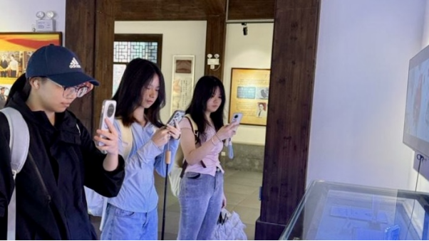 解码闽都文脉，锤炼传媒本领 | 福州理工学院学子开展地域文化实地考察