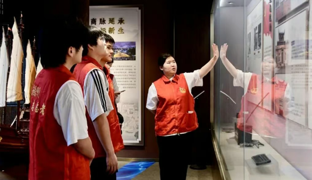青春聚合力，志愿暖双杭 | 福州理工学院学子五四志愿服务助力福州文旅发展